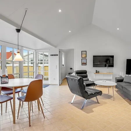 Дом отдыха Den Skaeve Linje 4c *